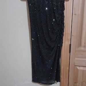 Black Sequin Pencil Skirt - Elegant Evening Wear